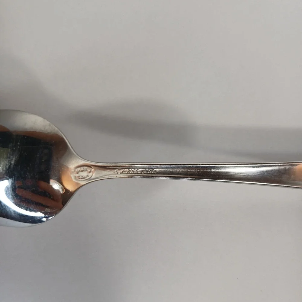 Oneida * AMERICAN ARTISTRY Glossy Stainless Flatware Grapefruit Spoon Lot Of 4
